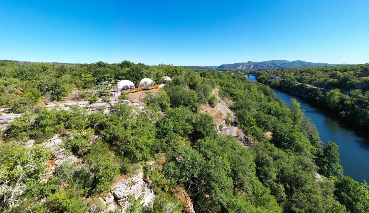 Отель Les Domes Des Gorges Рюом Экстерьер фото