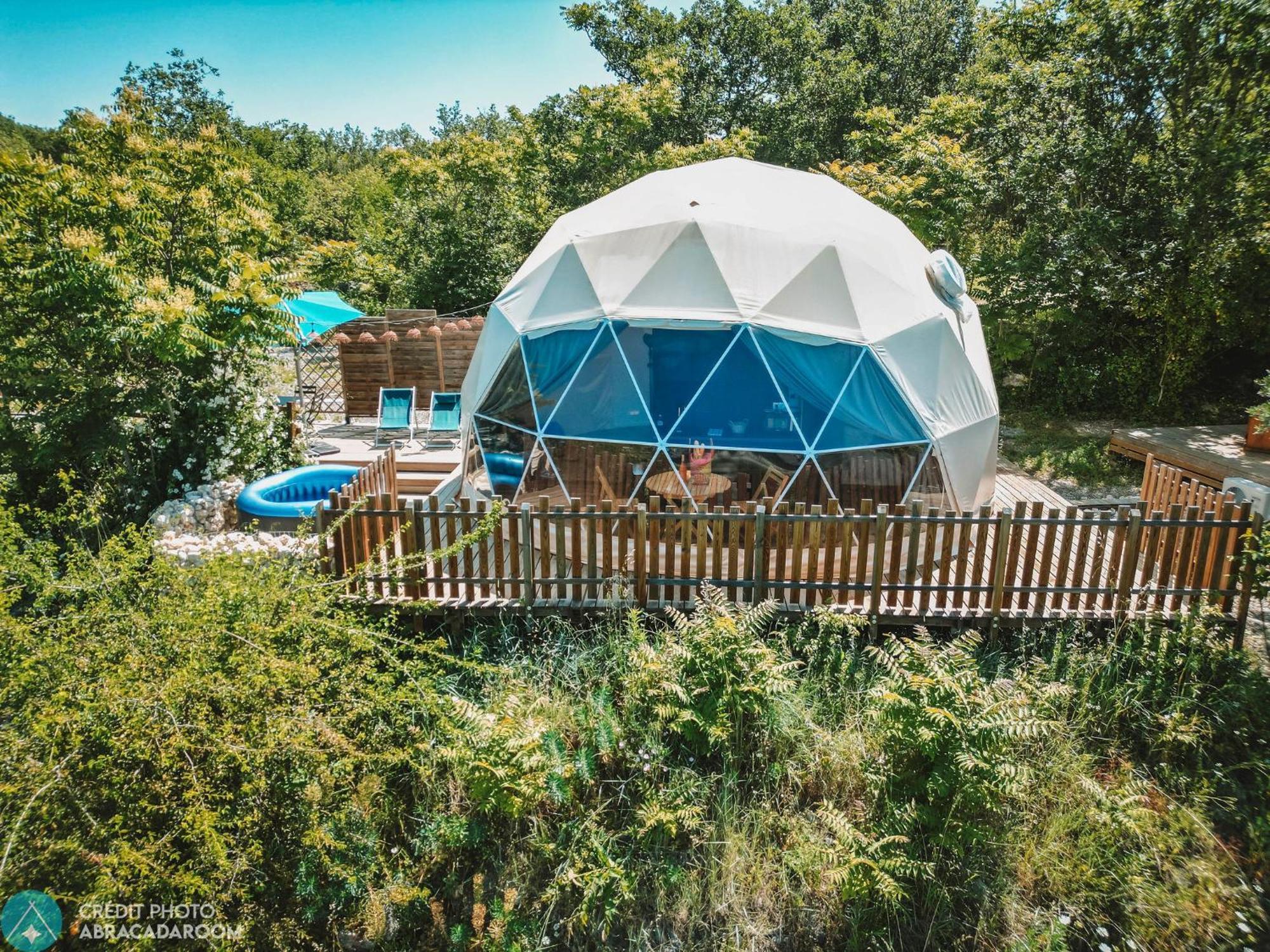 Отель Les Domes Des Gorges Рюом Экстерьер фото